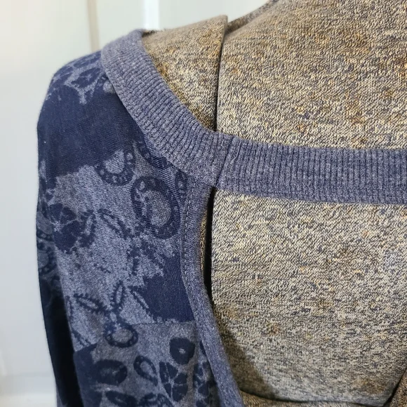 Open Back Sheer Top - Picture 3 of 7